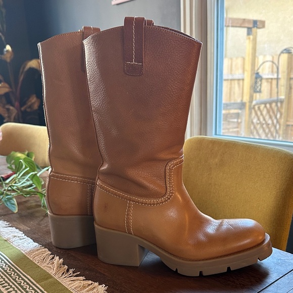 Chloe Shoes - Chloe Neva Tan Leather Heeled Boots Size 40/Fit like women’s 9.5